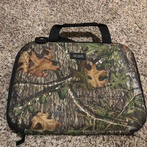 Mossy Oak iPad case